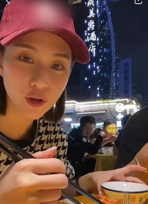 娱乐圈帅哥吃瓜事件视频,揭秘幕后真相与明星隐私曝光